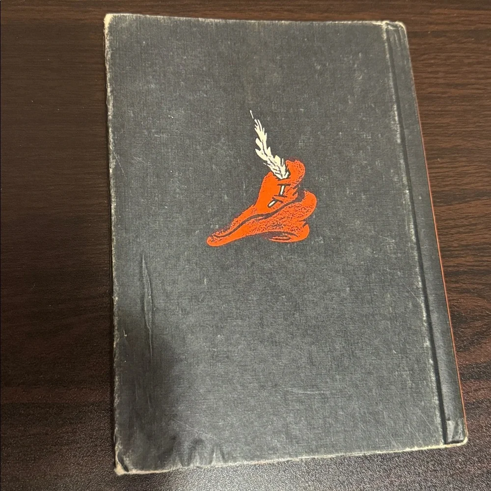 The 500 Hats of Bartholomew Cubbins by Dr. Seuss - Picture 2 of 12